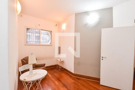 Quarto 1 de casa à venda com 11 quartos, 540m² em Liberdade, São Paulo