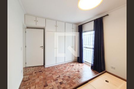 Suíte  de apartamento à venda com 3 quartos, 125m² em Vila Olímpia, São Paulo
