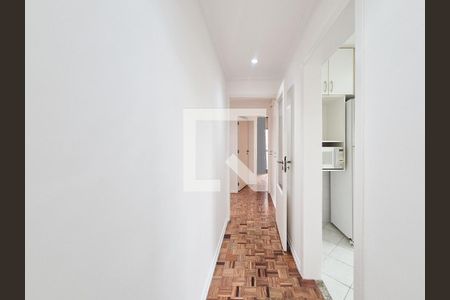 Corredor de apartamento à venda com 3 quartos, 125m² em Vila Olímpia, São Paulo