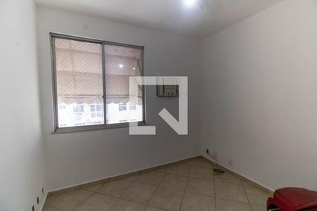 Quarto  de apartamento para alugar com 2 quartos, 70m² em Santa Rosa, Niterói