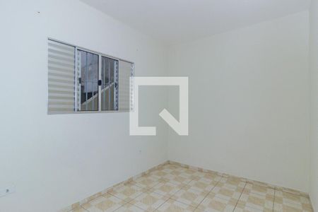 Quarto 2 de casa para alugar com 2 quartos, 70m² em Vila Itaberaba, São Paulo