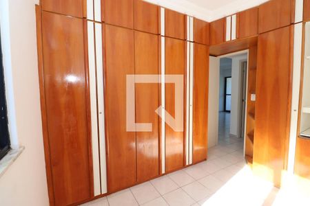 Quarto 2 de apartamento para alugar com 2 quartos, 98m² em C Azul, Salvador