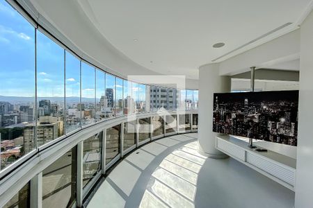 Sala de apartamento para alugar com 3 quartos, 362m² em Perdizes, São Paulo