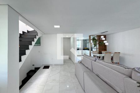 Sala de casa à venda com 2 quartos, 223m² em Baeta Neves, São Bernardo do Campo