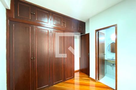 Suite  de apartamento à venda com 3 quartos, 84m² em Lourdes, Belo Horizonte