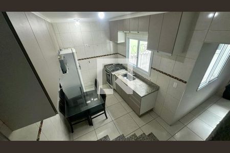 Cozinha de apartamento à venda com 2 quartos, 110m² em Jardim Santo Antônio, Santo André