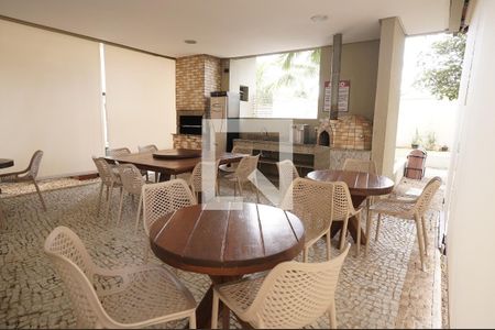 Apartamento à venda com 3 quartos, 57m² em Parque Amazonia, Goiânia