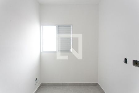 Quarto 2 de apartamento para alugar com 2 quartos, 45m² em Vila Dalila, São Paulo