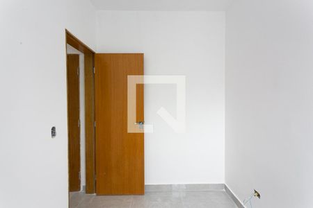 Quarto 2 de apartamento para alugar com 2 quartos, 45m² em Vila Dalila, São Paulo