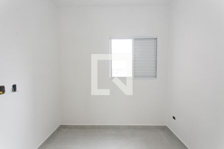 Quarto 1 de apartamento para alugar com 2 quartos, 45m² em Vila Dalila, São Paulo