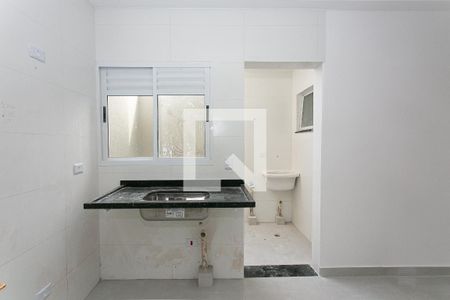 Sala/cozinha de apartamento para alugar com 2 quartos, 45m² em Vila Dalila, São Paulo