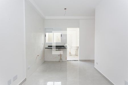 Sala/cozinha de apartamento para alugar com 2 quartos, 45m² em Vila Dalila, São Paulo