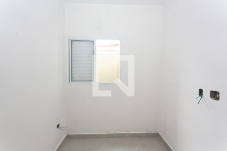 Quarto 1 de apartamento para alugar com 2 quartos, 45m² em Vila Dalila, São Paulo