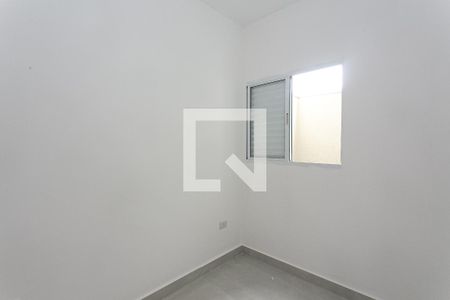 Quarto 2 de apartamento para alugar com 2 quartos, 45m² em Vila Dalila, São Paulo