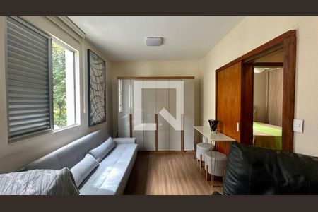 Quarto  de apartamento à venda com 3 quartos, 95m² em Santo Antônio, Belo Horizonte
