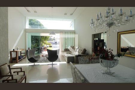 Casa para alugar com 5 quartos, 400m² em Ogiva, Cabo Frio