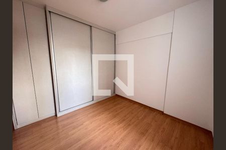 Quarto de apartamento à venda com 3 quartos, 82m² em Buritis, Belo Horizonte