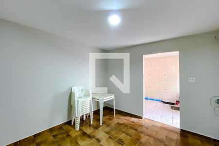Casa para alugar com 2 quartos, 80m² em Vila Invernada, São Paulo