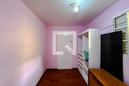 Quarto 2 de casa para alugar com 2 quartos, 80m² em Vila Invernada, São Paulo
