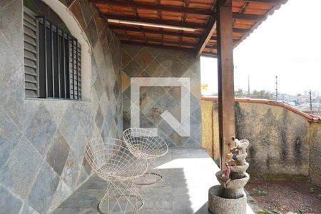Varanda da sala 1 de casa à venda com 3 quartos, 300m² em Santa Cruz, Belo Horizonte