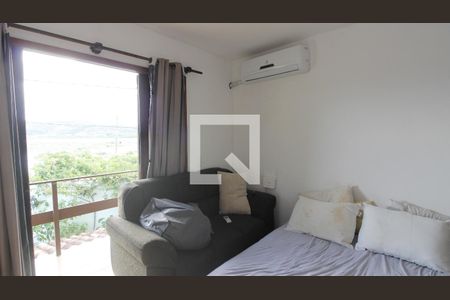 Quarto 1 de casa de condomínio para alugar com 2 quartos, 80m² em Ogiva, Cabo Frio