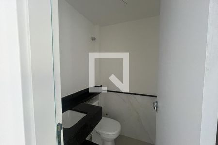 Banheiro 1 de apartamento à venda com 2 quartos, 200m² em Jardim Guanabara, Rio de Janeiro