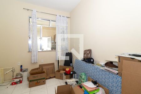 Quarto 2 de casa à venda com 3 quartos, 120m² em Realengo, Rio de Janeiro