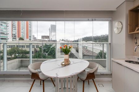 Varanda de apartamento à venda com 3 quartos, 140m² em Jardim Caravelas, São Paulo