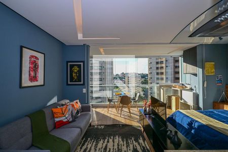 Sala de apartamento para alugar com 1 quarto, 35m² em Real Parque, São Paulo