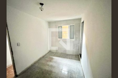 Quarto 2 de casa para alugar com 1 quarto, 32m² em Jardim dos Francos, São Paulo