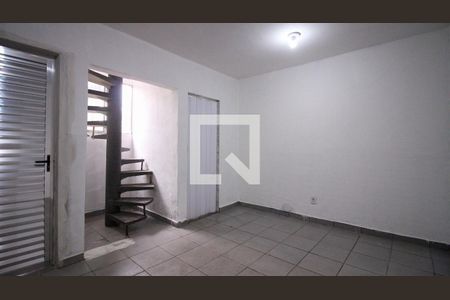 Casa para alugar com 1 quarto, 50m² em Cidade São Mateus, São Paulo