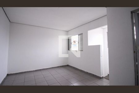 Quarto de casa para alugar com 2 quartos, 60m² em Cidade São Mateus, São Paulo