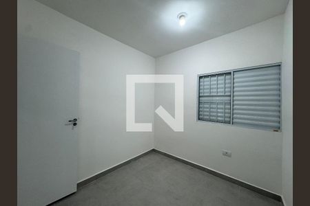 Quarto 1 de apartamento para alugar com 2 quartos, 40m² em Santo Antônio, Osasco