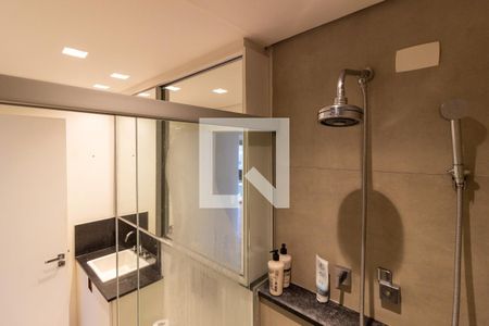 Banheiro da Suíte de apartamento à venda com 1 quarto, 72m² em Vila Madalena, São Paulo
