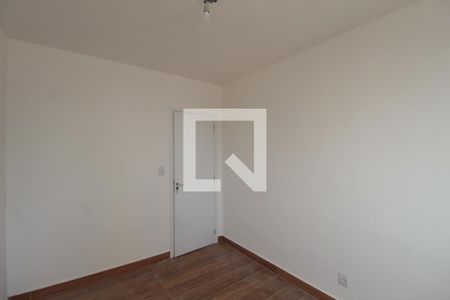 Suite de apartamento à venda com 3 quartos, 78m² em Heliópolis, Belo Horizonte