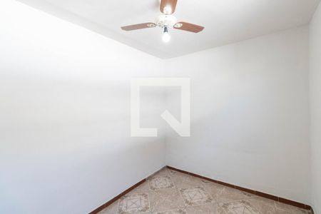 Quarto 2 de casa para alugar com 2 quartos, 70m² em Senador Vasconcelos, Rio de Janeiro