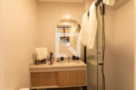 Banheiro Social de kitnet/studio à venda com 1 quarto, 20m² em Centro, Curitiba