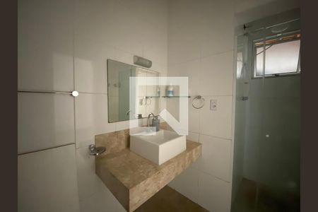 Banheiro de apartamento à venda com 2 quartos, 1300m² em Barra Funda, São Paulo