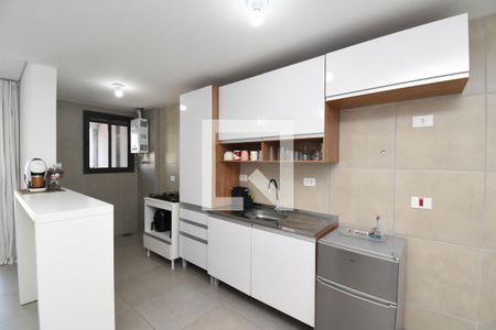 Sala/Cozinha de apartamento à venda com 2 quartos, 75m² em Boa Vista, Curitiba