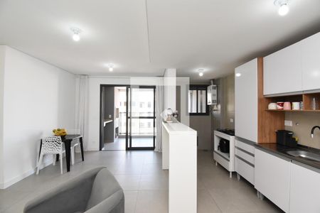 Sala/Cozinha de apartamento à venda com 2 quartos, 75m² em Boa Vista, Curitiba