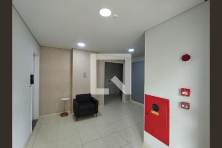 Hall de entrada de apartamento para alugar com 2 quartos, 38m² em Jardim Imperador (zona Sul), São Paulo