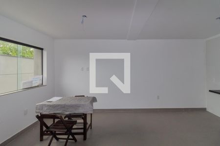 Casa de Condomínio à venda com 2 quartos, 75m² em Parque São Lucas, São Paulo