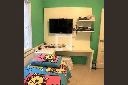Casa à venda com 3 quartos, 140m² em Vila Pedra Branca, São Paulo