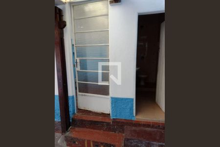 Casa à venda com 3 quartos, 200m² em Lapa de Baixo, São Paulo