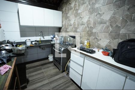 Casa à venda com 4 quartos, 499m² em Jardim Luz, Goiânia