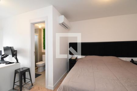 Suíte de apartamento à venda com 2 quartos, 75m² em Boa Vista, Curitiba