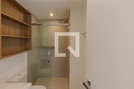 Banheiro de apartamento para alugar com 1 quarto, 42m² em Indianópolis, São Paulo