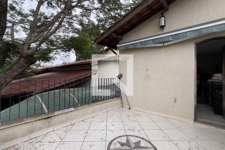Edícula de casa à venda com 3 quartos, 575m² em Vila Galvão, Guarulhos