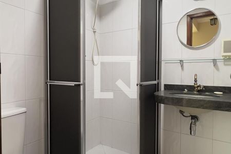 Banheiro da Edícula de casa à venda com 3 quartos, 575m² em Vila Galvão, Guarulhos