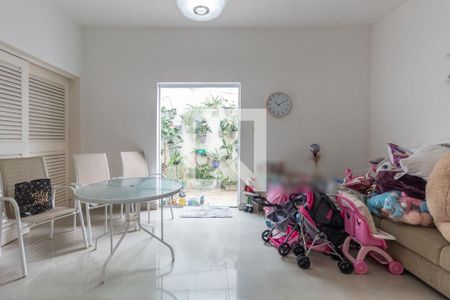 Casa à venda com 4 quartos, 450m² em Alto da Lapa, São Paulo